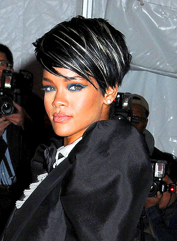 rihanna pink hair. rihanna pink hair. Hair Cut Picks . Hair Cut Picks . ct2k7. May 2, 08:10 PM. on a mission like this  you bring the quot;Labquot; with you